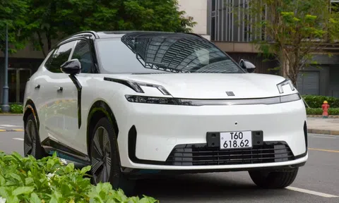 Cận cảnh Lynk & Co 08 - SUV PHEV gần 1,4 tỷ cạnh tranh Ford Everest