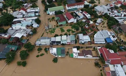 Khẩn trương thống kê thiệt hại, đề xuất nguồn lực xây dựng lại nhà ở cho người dân