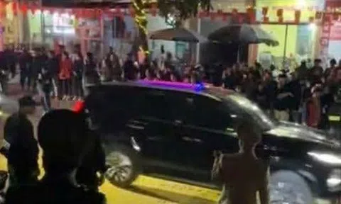 Công an Lạng Sơn phong tỏa lối vào Trạm Quản lý thị trường số 4