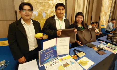 Khởi nghiệp từ "rác" nông nghiệp