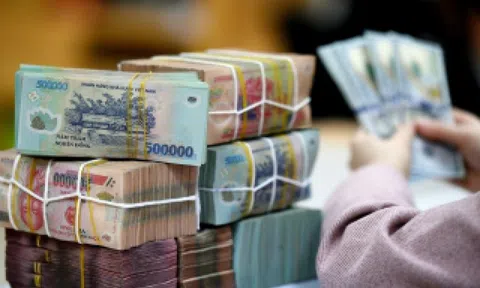 Big 4 ngân hàng đầu tiên nhảy vào 'cuộc đua' tăng lãi suất tiền gửi