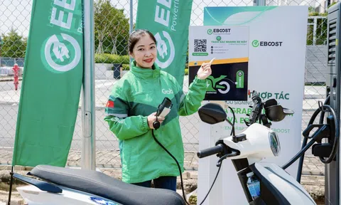 Grab hợp tác EBOOST mở rộng sử dụng xe điện tại Việt Nam