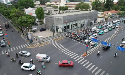 Đường phố TP HCM nay "lạ" lắm!