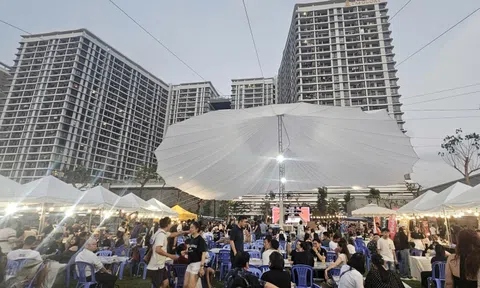 Khách nước ngoài hào hứng với lễ hội "Bia thủ công Bình Dương" lần thứ 7