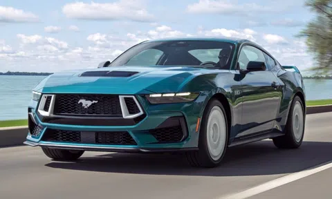 Doanh số xe điện của Ford giảm mạnh, Mustang bất ngờ 'tăng tốc'