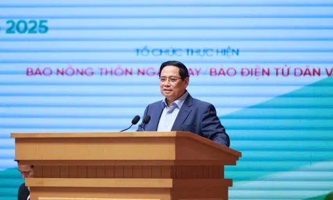 Đối thoại với Thủ tướng, nông dân chia sẻ cần "chiến thần livestream" hỗ trợ bán hàng