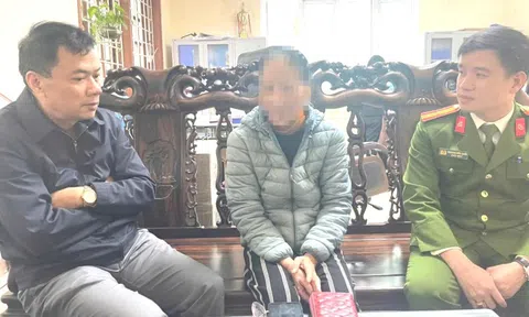 Lo lắng bất thường, người phụ nữ suýt chuyển 150 triệu đồng cho người lạ