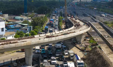 Cận cảnh cầu vượt nút giao An Phú dự kiến thông xe trong năm nay