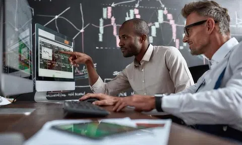 Khối ngoại ngược dòng tung hàng trăm tỷ gom một cổ phiếu bluechip trong phiên VN-Index giảm 20 điểm