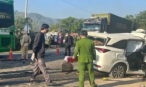 Nguyên nhân vụ xe ô tô 7 chỗ tông xe đầu kéo khiến 4 người tử vong, 2 người bị thương