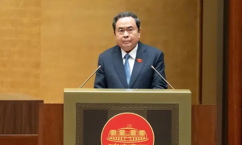 Quốc hội bế mạc kỳ họp lịch sử