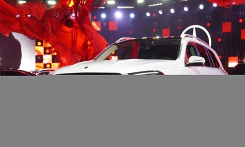 Xe sang nào đang được giảm giá mạnh trong tháng 12?