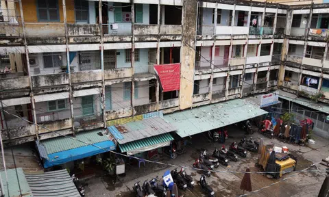 Chung cư cũ: Đi không nỡ, ở chẳng yên