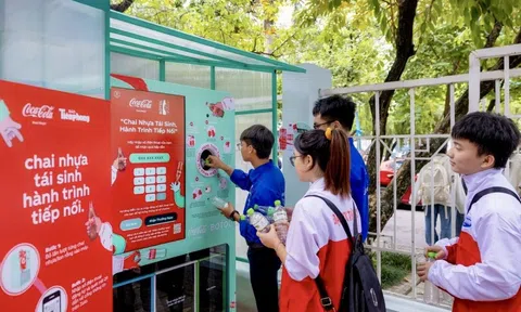 Coca-Cola mở rộng chương trình ‘Chai nhựa tái sinh, hành trình tiếp nối’ đến Hà Nội