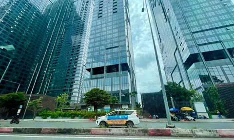 Bất động sản cao cấp chiếm thế áp đảo