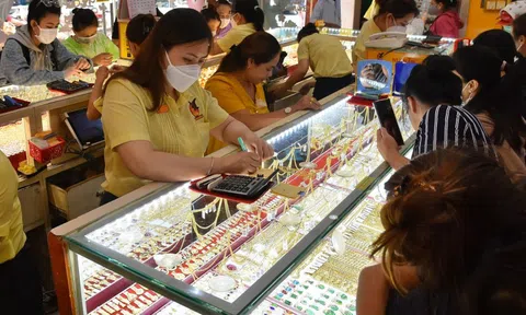 Giá vàng hôm nay 17-12: Bật tăng trở lại