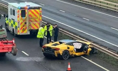 Siêu xe Lamborghini Temerario gặp tai nạn đầu tiên trên thế giới