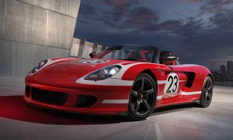 Siêu xe Porsche Carrera GT hồi sinh với diện mạo mới, odo tua về 0 km