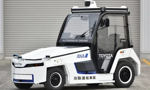 Xe đầu kéo tự hành Toyota trong sân bay Nhật Bản có gì đặc biệt?
