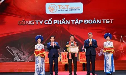 T&T Group được vinh danh tại Lễ tôn vinh doanh nhân, doanh nghiệp Thăng Long 2025