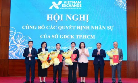 Bà Nguyễn Thị Việt Hà làm Tổng giám đốc HoSE