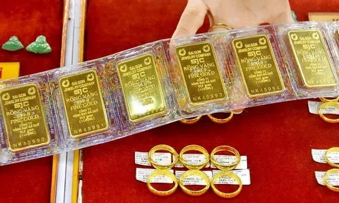 Giá vàng hôm nay 31/12: Tiếp tục giảm sâu