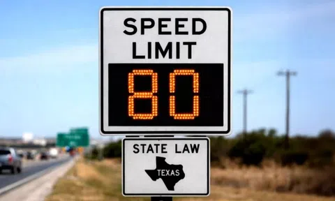 Biển báo giới hạn vận tốc điện tử đi vào hoạt động