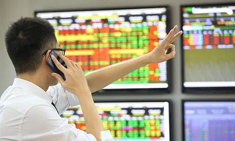 Vietcap dự báo VN-Index lên 2.033 điểm năm 2026, gọi tên loạt cổ phiếu có triển vọng tích cực