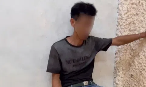 Công an khống chế đối tượng gây rối tại bệnh viện ở Cần Thơ