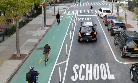 Trước TP.HCM, các nước xây làn đường ưu tiên xe đạp thế nào?