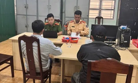 Vụ 2 xe khách tạt đầu xe khác trên Quốc lộ 14C: Phạt cả 3 tài xế