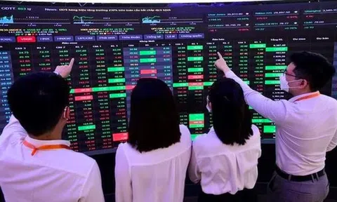 Các CTCK đồng loạt “hô” VN-Index vượt 2.000 điểm, điều gì đang diễn ra?