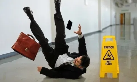 Cổ phiếu Đồ hộp Hạ Long (CAN) giảm sàn sau "biến" thịt lợn nhiễm bệnh