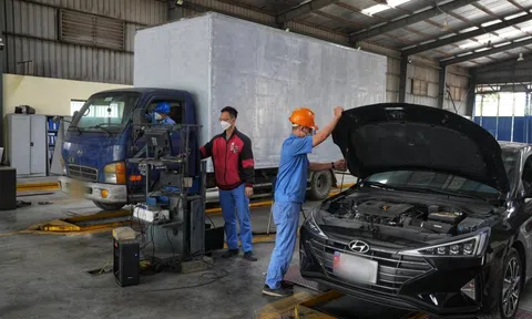 Rớt đăng kiểm phải nộp phí phụ thu ở lần kiểm định tiếp theo?