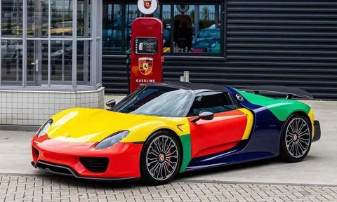 Công nghệ sơn mới của Porsche đổi màu 'như tắc kè'