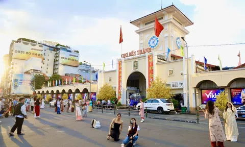 Bí thư Thành ủy TPHCM chỉ đạo hoàn thành chỉnh trang đô thị trước Tết nguyên đán 2026