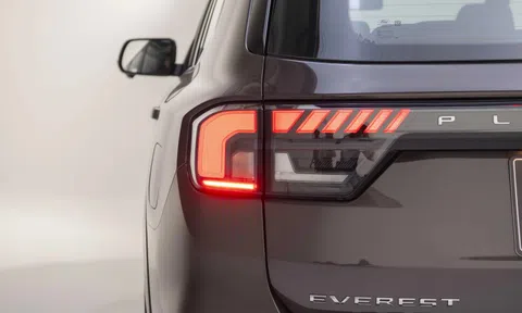 Loạt ôtô vừa tiền theo quy định mới về mua ôtô tại các cơ quan Hà Nội