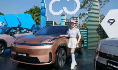 Lynk & Co khẳng định vị thế với giải thưởng công nghệ điện hóa 2025