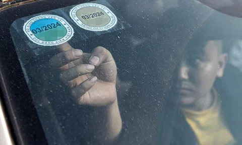Loạt thay đổi về tem đăng kiểm, biển số người mới mua xe cần lưu ý