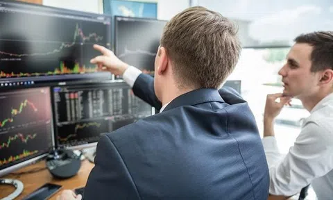 Khối ngoại bán ròng trong phiên VN-Index rung lắc, ngược dòng tung hơn 400 tỷ gom hai cổ phiếu bluechips