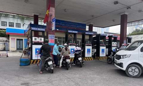 Doanh nghiệp bán lẻ xăng dầu lại "kêu trời" vì chiết khấu thấp kéo dài
