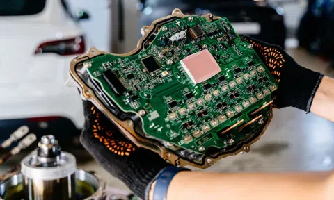 Các hãng xe 'nín thở' trước cuộc chiến chip Nexperia