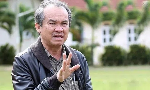 Động thái gây chú ý của bầu Đức