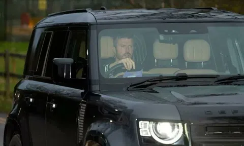 Huấn luyện viên mới của MU lái xe gì?