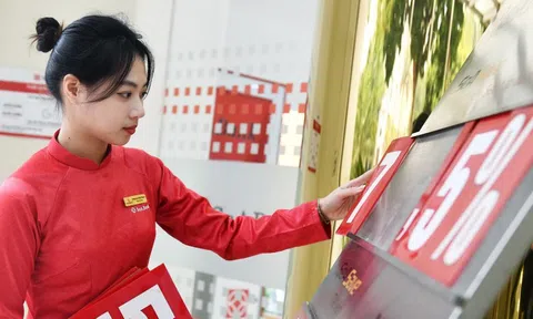 Lãi suất ngân hàng biến động mạnh, vượt xa ngưỡng 7%/năm