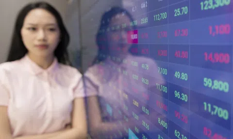 VN-Index chưa thể vượt 1.900 điểm