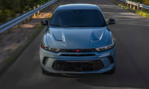 Sau khai tử, SUV của Dodge được giảm nửa giá để dọn kho