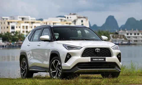 Xe Toyota, Mitsubishi cháy hàng, không kịp giao trước Tết