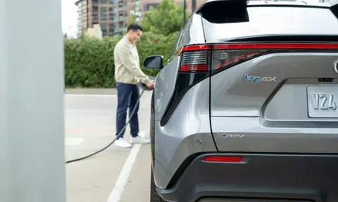 Vì sao Toyota, Audi và Mercedes phải đổi cách đặt tên ôtô điện