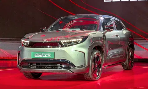 Urban Cruiser Ebella - mẫu xe điện Toyota đầu tiên tại Ấn Độ